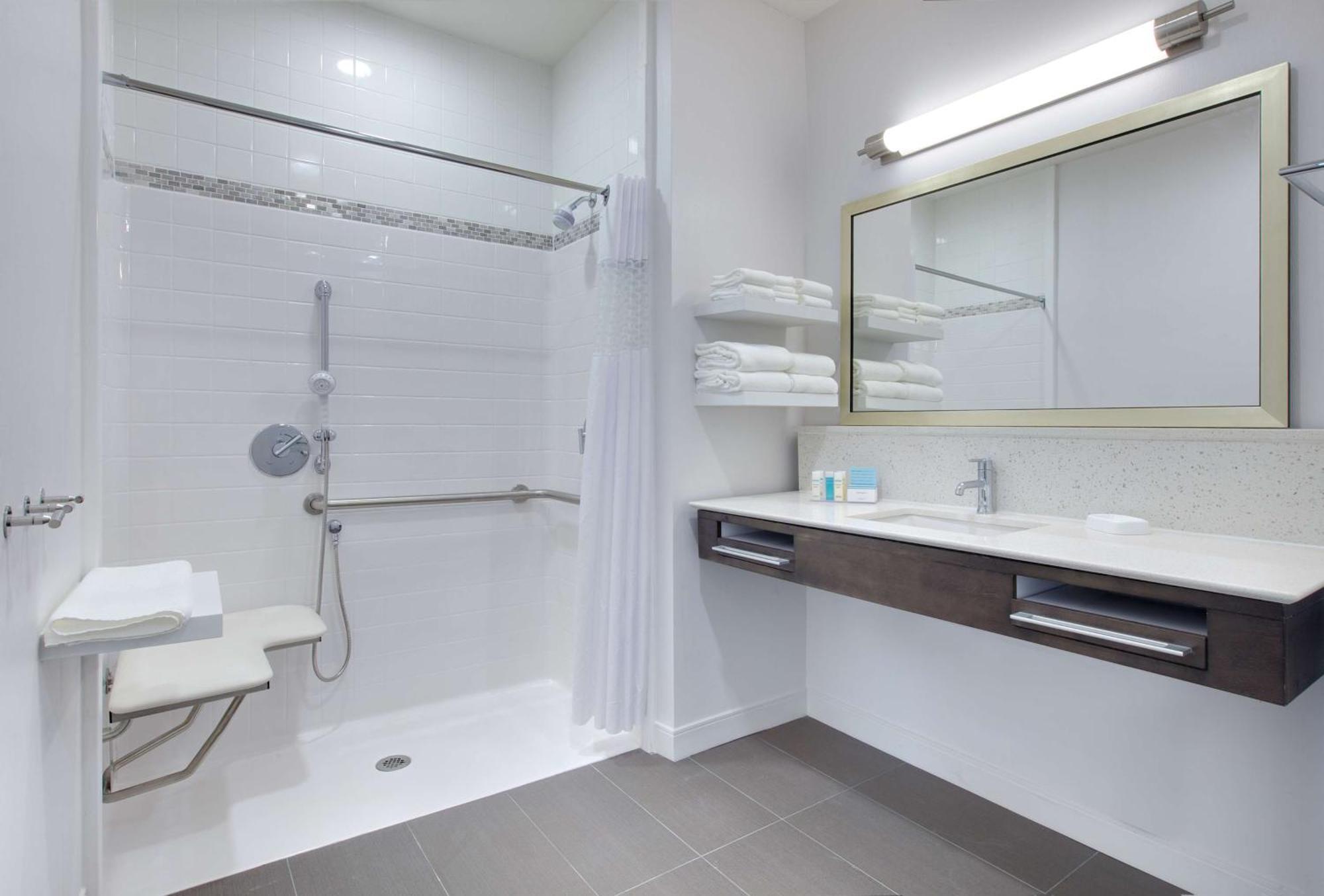 Hampton Inn & Suites Tyler-South Экстерьер фото