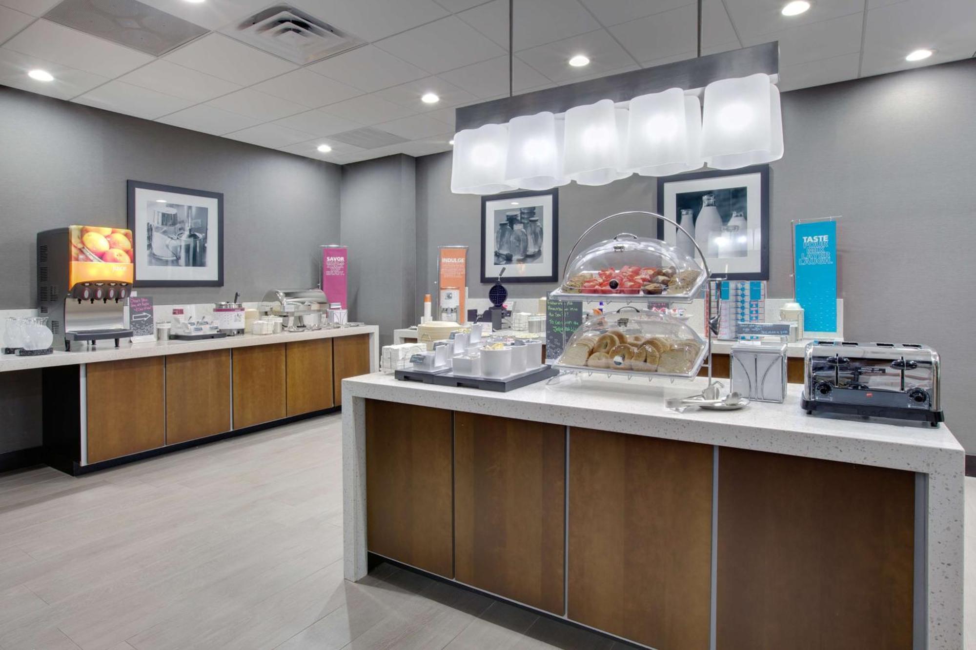 Hampton Inn & Suites Tyler-South Экстерьер фото
