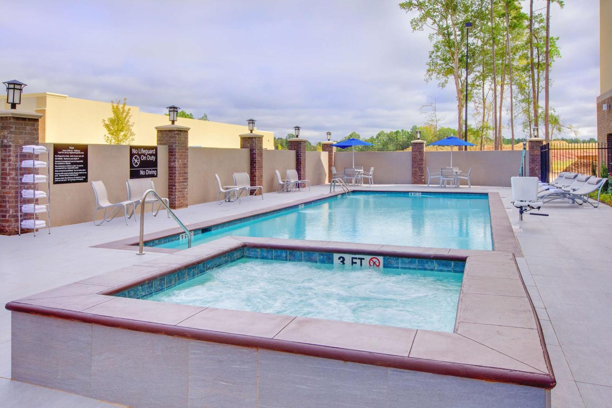 Hampton Inn & Suites Tyler-South Экстерьер фото